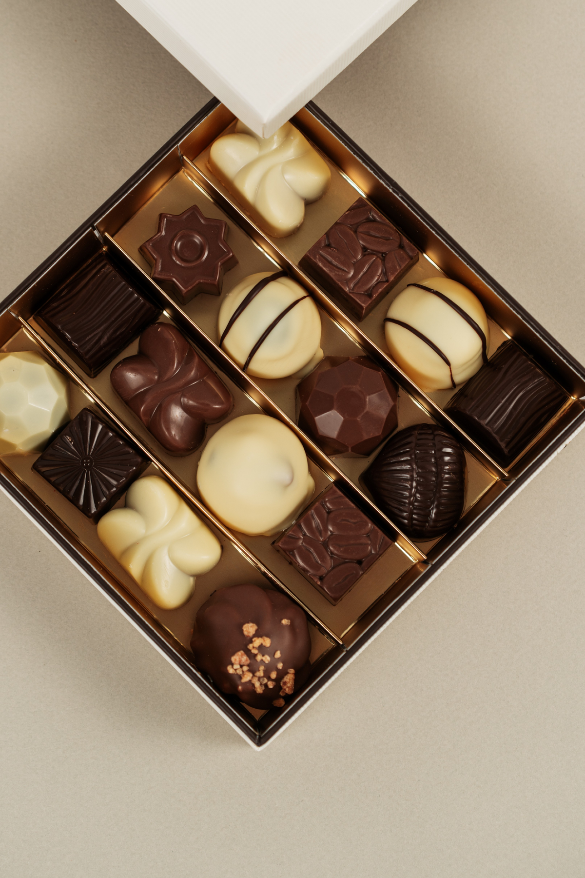 Péché Mignon Geschenkbox mit handwerklichen belgischen Pralinen