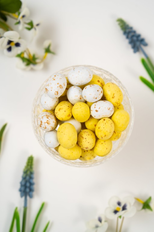Boite de Mini Cookies Œufs — Chocolat au Lait & Gaufrette Croustillante