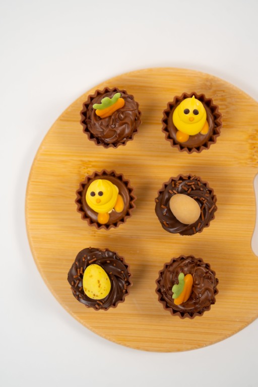 Chick Cupcake — Chocolat au Lait & Praliné Croustillant Assortiment