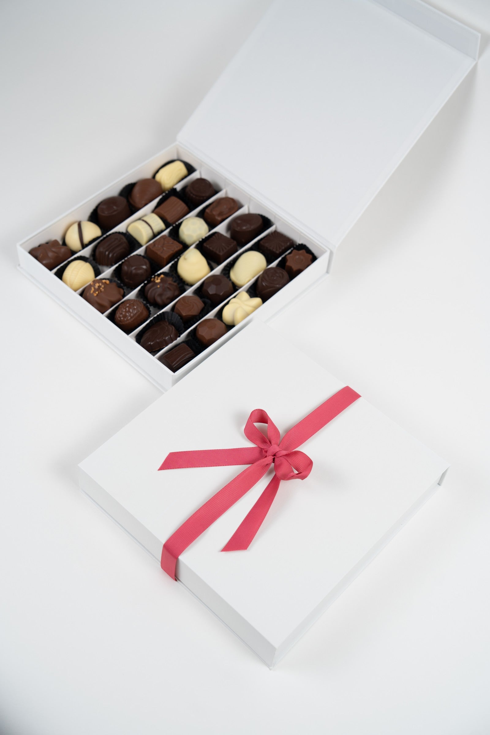 Coffret cadeau Péché Mignon avec sélection de pralines artisanales belges