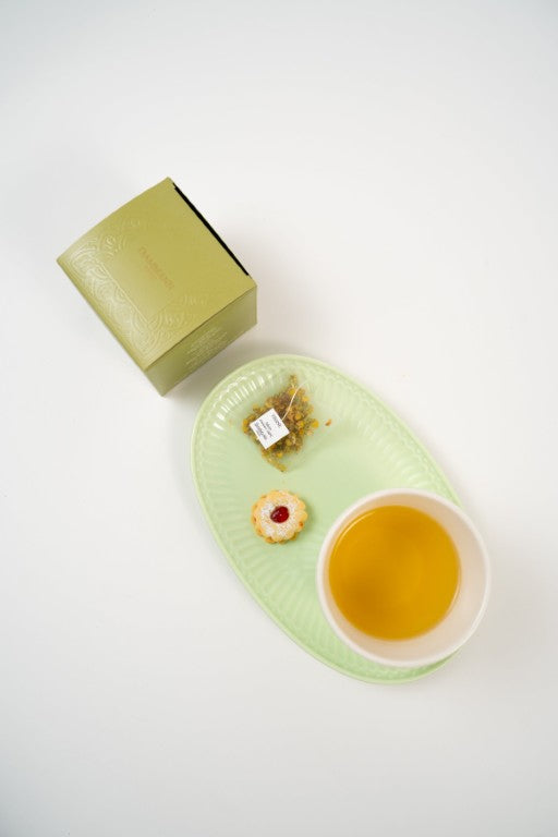 dammann-freres-chamomile-herbal-tea-cup-and-box