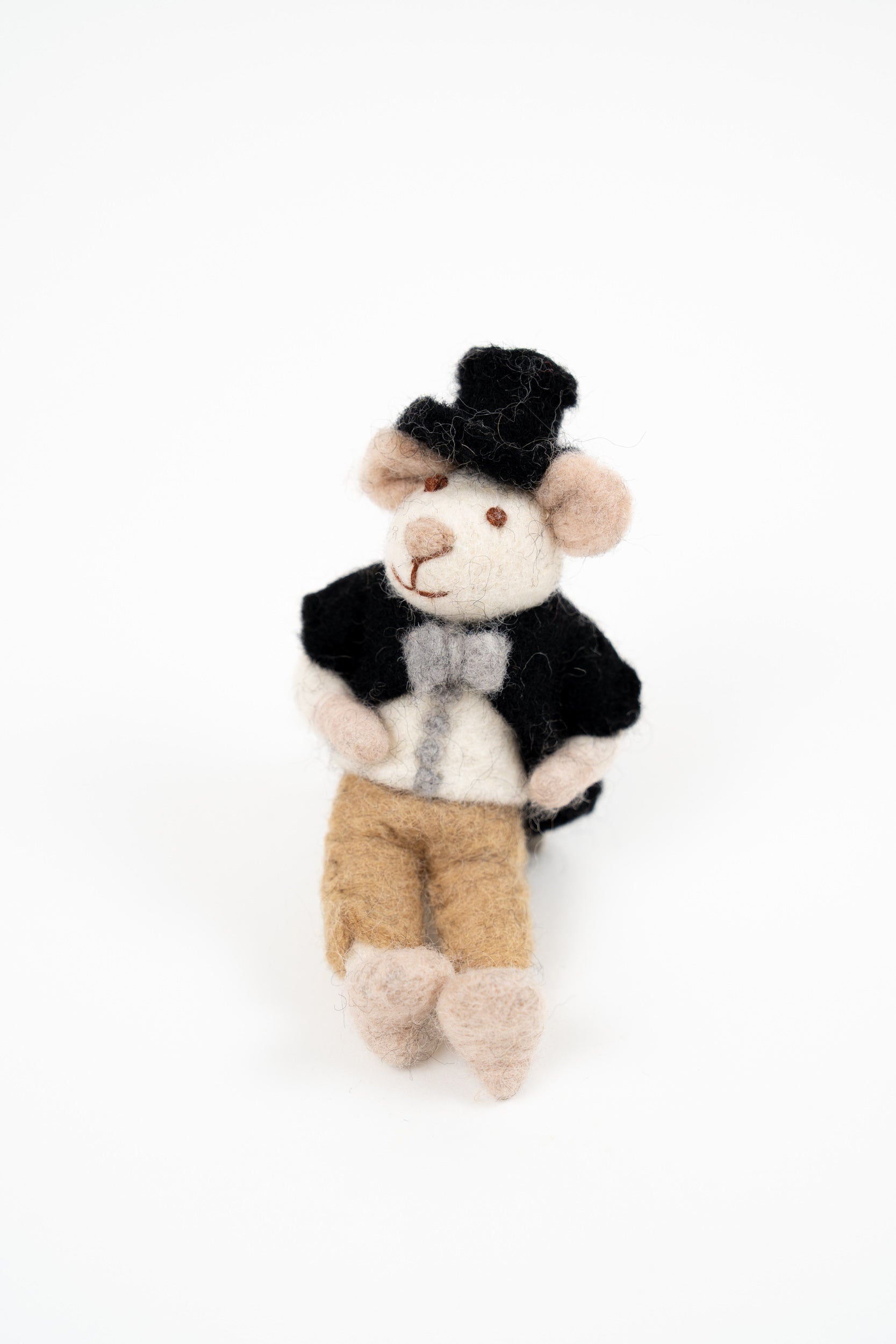 Gry & Sif felt bride mouse holding pink flowers, with a veil and embroidered dress on a clean white background.