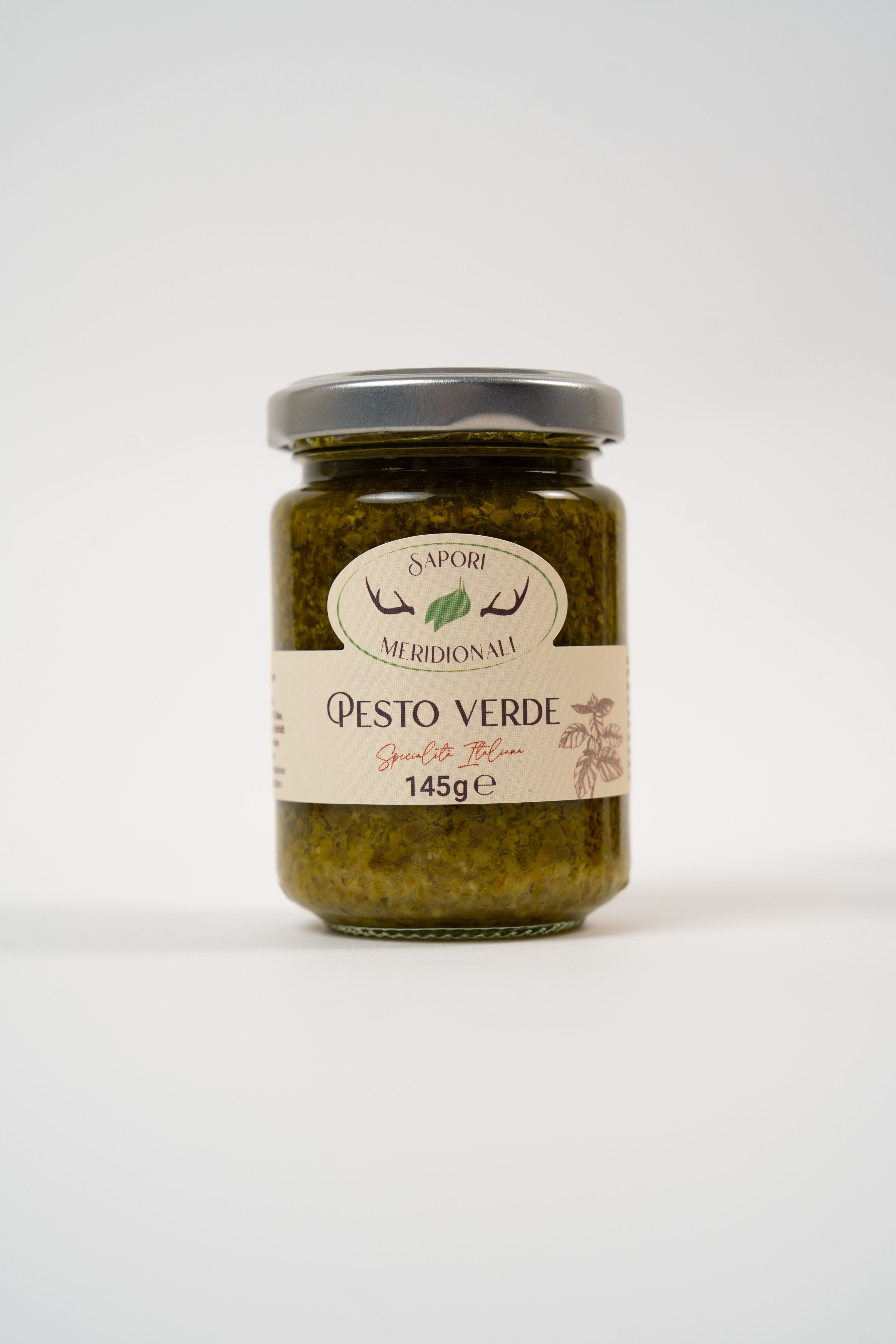 Pot de pesto verde artisanal au basilic Genovese AOP et huile d'olive extra vierge.