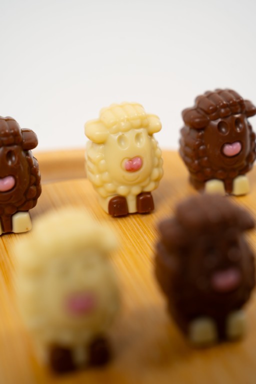 Mouton Lammy — Chocolat  Blanc Décoré