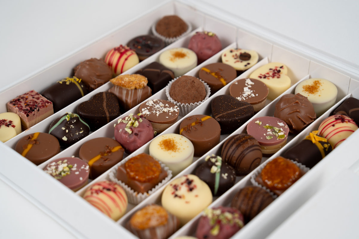 Assortiment de pralines artisanales pour offrir ou savourer soi-même