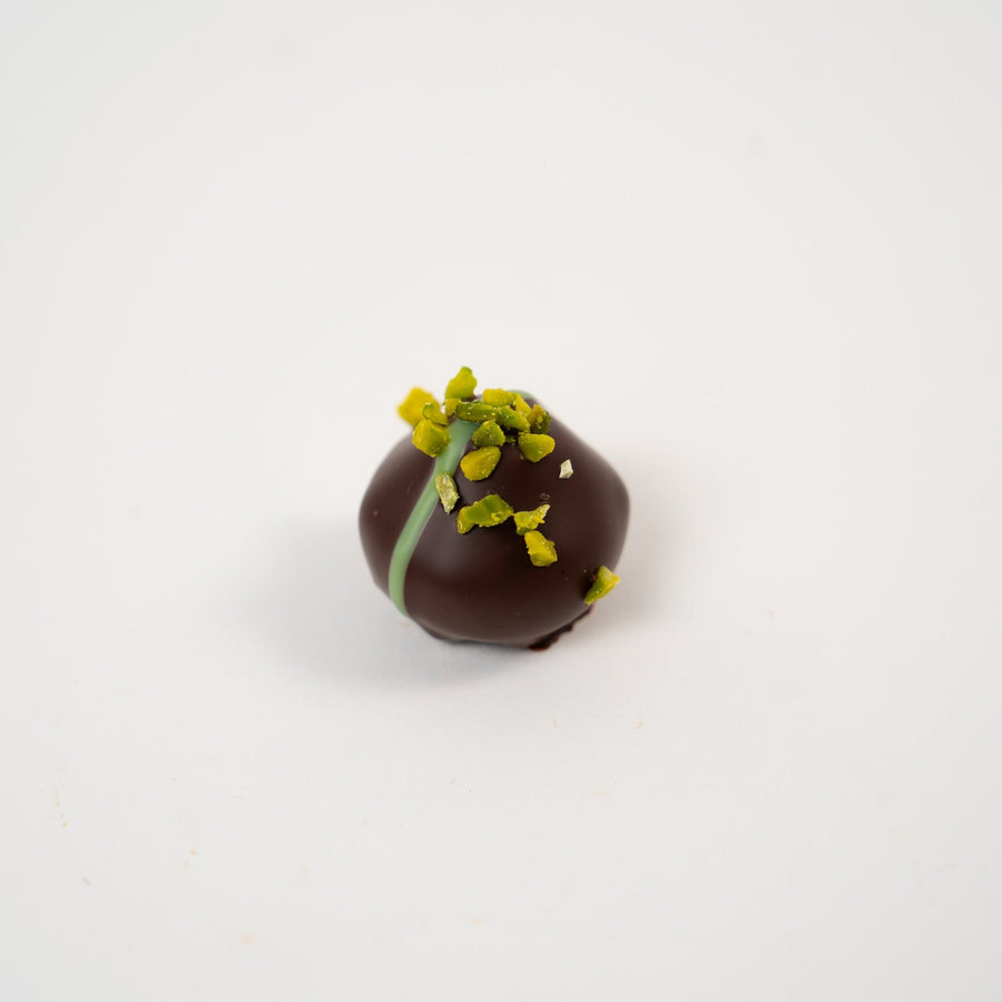 Nessi Diamant mit Pistazienmarzipan und Haselnussnougat