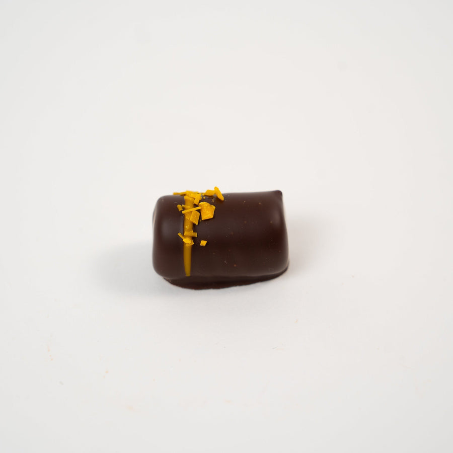 Nessi Röllchen aus Edelmarzipan mit Orange